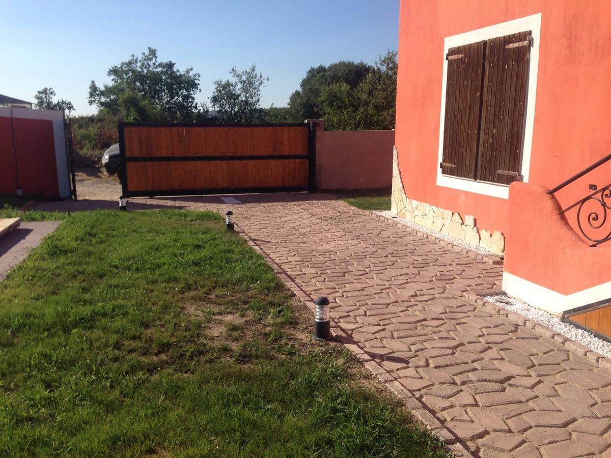 Is Tanas Bed & Breakfast Serdiana Dış mekan fotoğraf